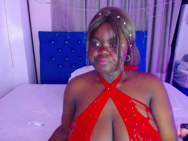 neighbor-ebony live cam on BongaCams