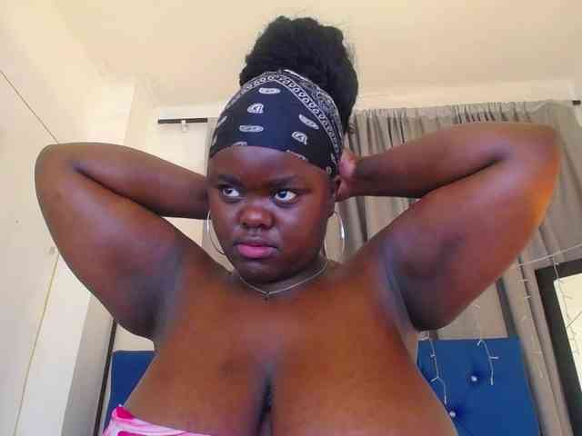 neighbor-ebony webcam