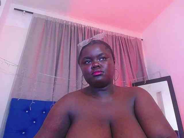 neighbor-ebony webcam