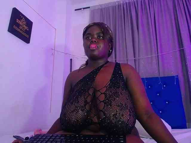 neighbor-ebony neighbor-ebony