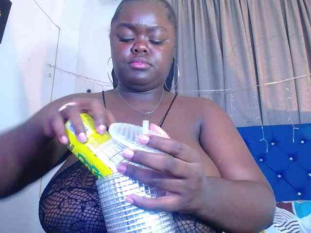 neighbor-ebony webcam