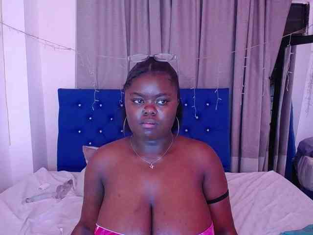 neighbor-ebony webcam