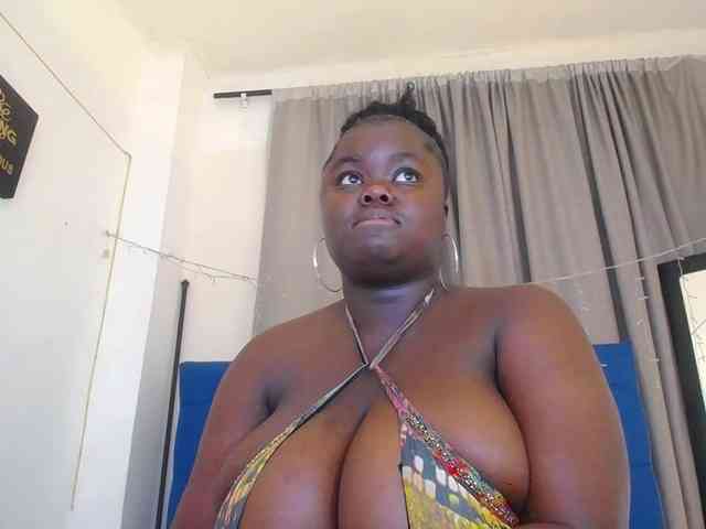 neighbor-ebony webcam