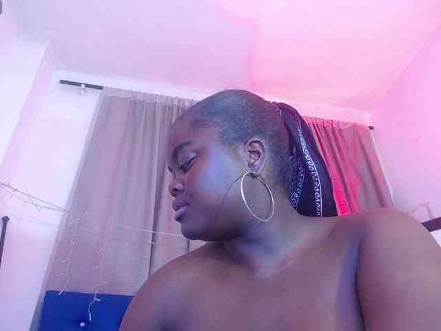 neighbor-ebony webcam