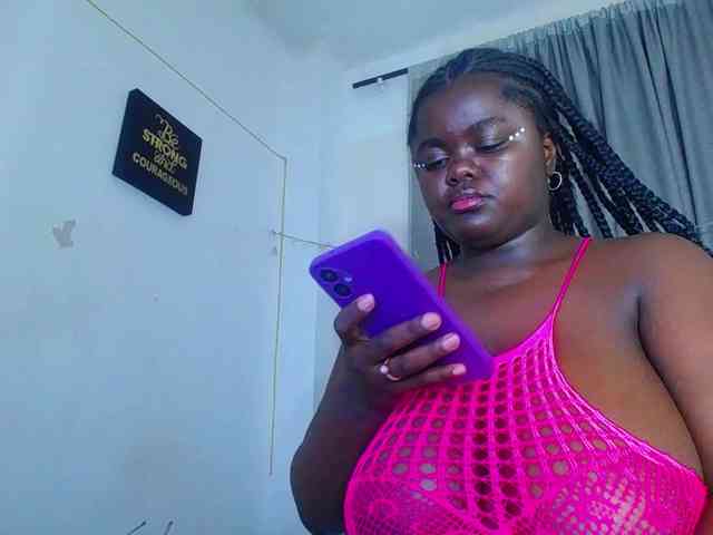 neighbor-ebony Live Webcam on BongaCams