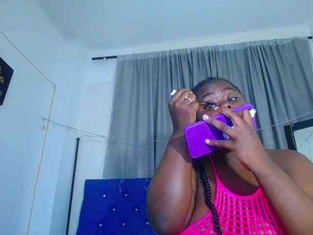 neighbor-ebony webcam