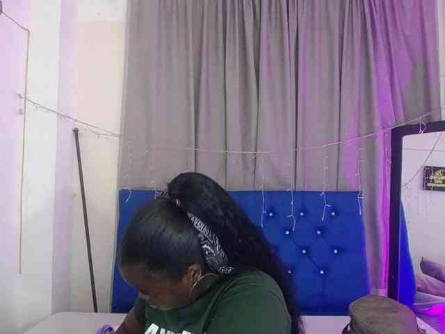 neighbor-ebony webcam