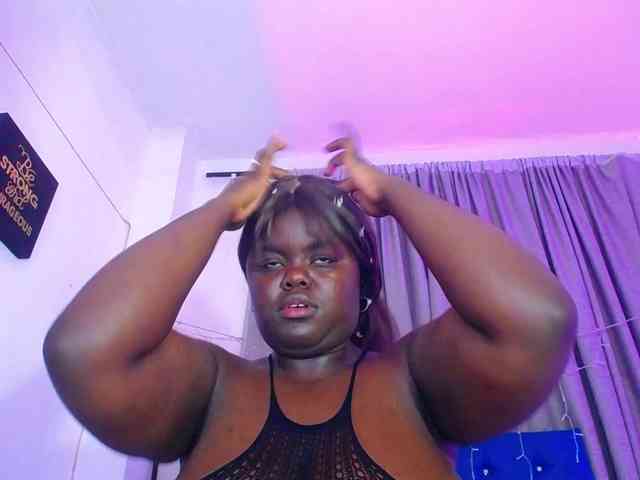 neighbor-ebony webcam