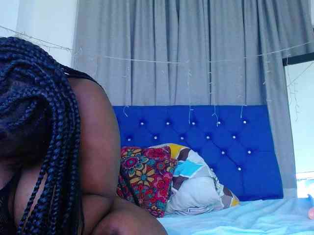 neighbor-ebony webcam