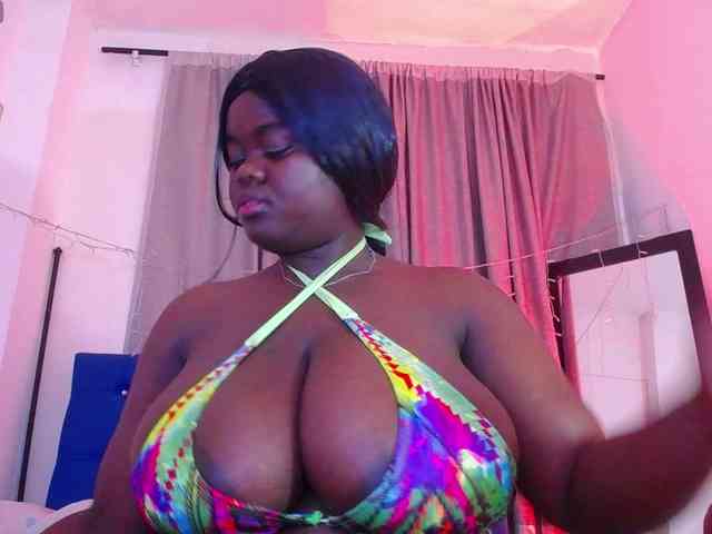 neighbor-ebony webcam