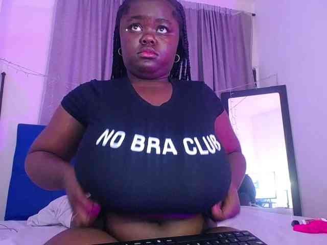 neighbor-ebony Live Webcam on BongaCams