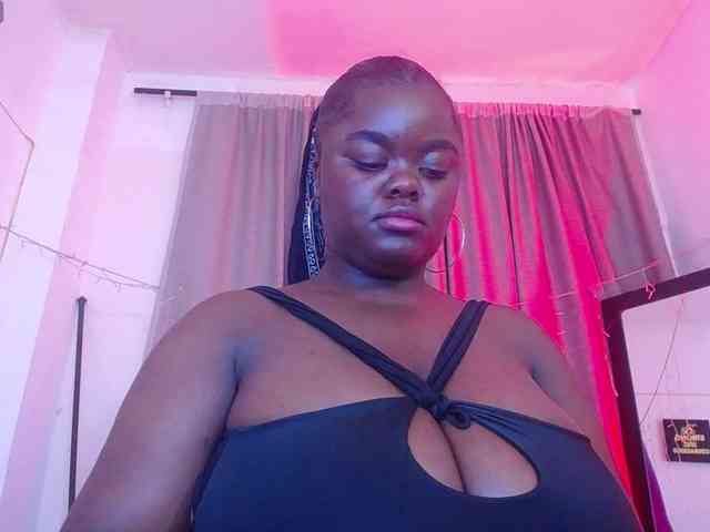 neighbor-ebony webcam