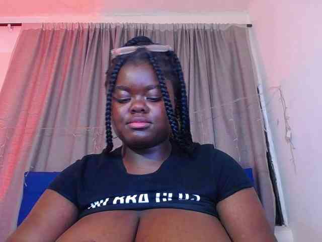 neighbor-ebony webcam