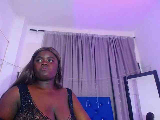 neighbor-ebony webcam