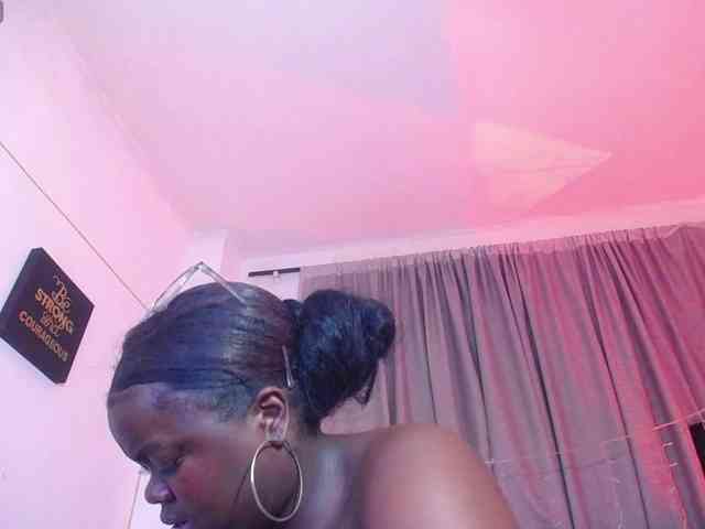 neighbor-ebony webcam