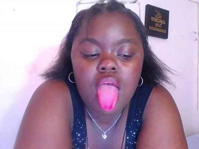 neighbor-ebony webcam