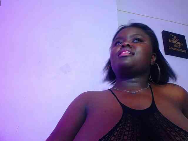 neighbor-ebony webcam