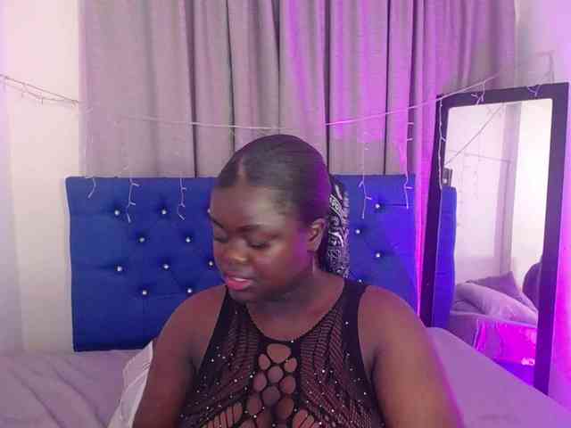 neighbor-ebony webcam