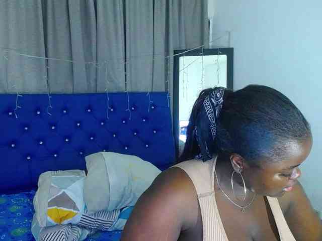 neighbor-ebony webcam
