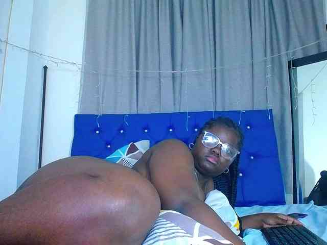 neighbor-ebony webcam