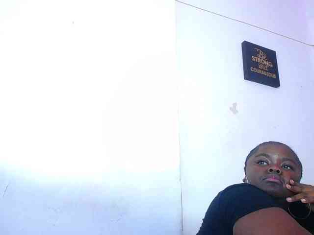 neighbor-ebony webcam