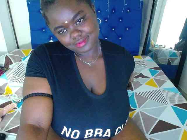 neighbor-ebony webcam