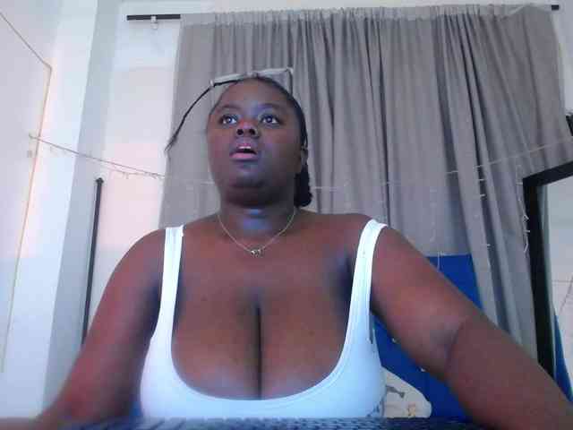 neighbor-ebony webcam