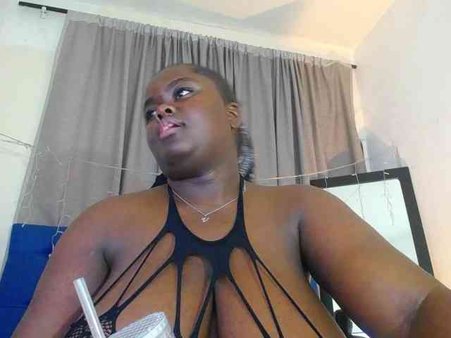 neighbor-ebony webcam
