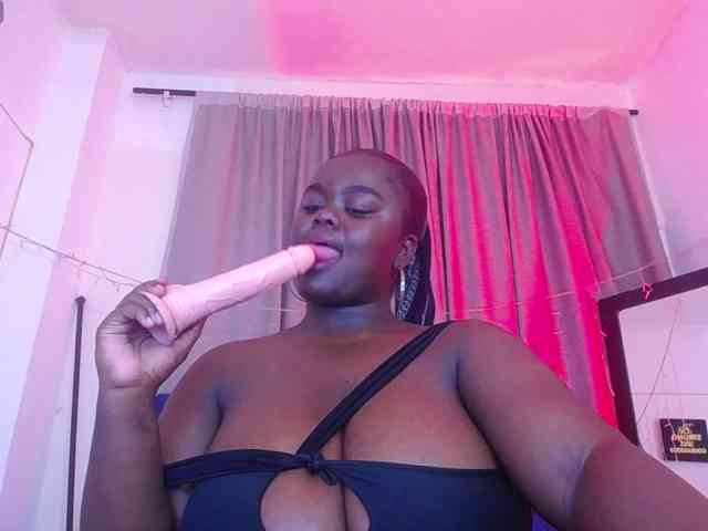 neighbor-ebony webcam