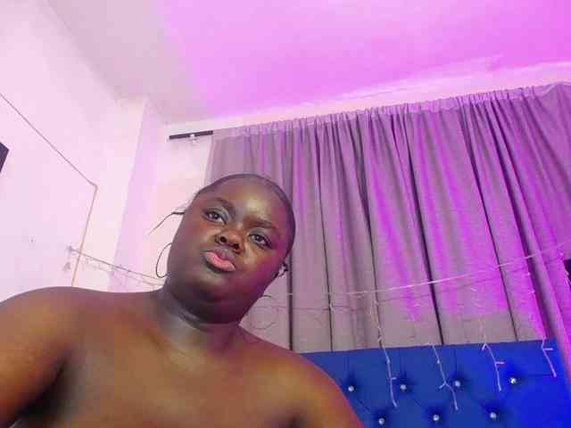 neighbor-ebony webcam