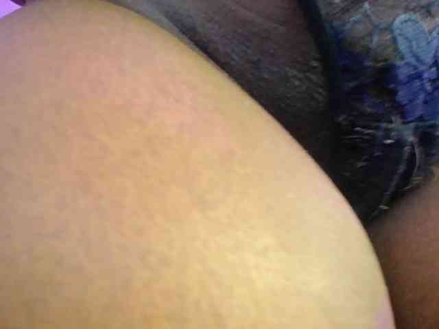 neighbor-ebony webcam