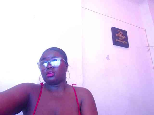 neighbor-ebony webcam