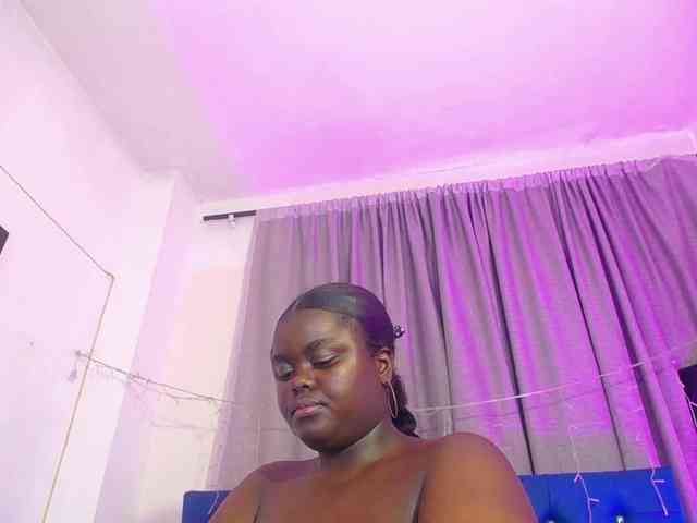 neighbor-ebony webcam