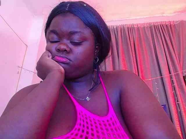 neighbor-ebony webcam