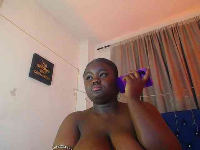 neighbor-ebony webcam
