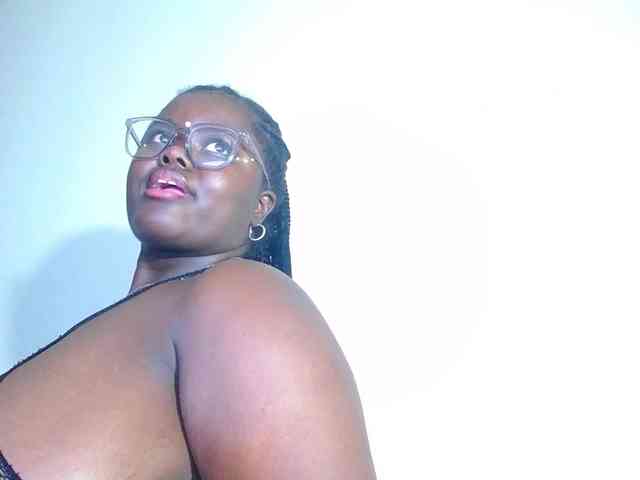 neighbor-ebony webcam
