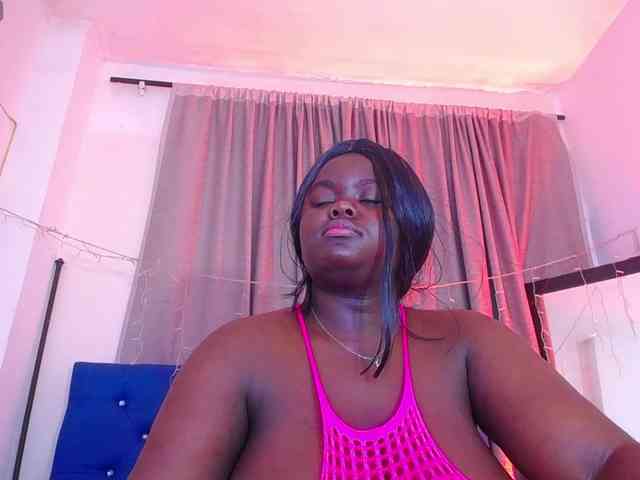 neighbor-ebony webcam