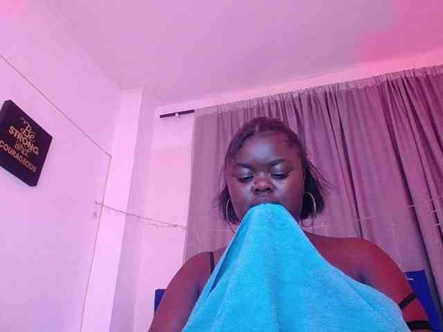 neighbor-ebony webcam