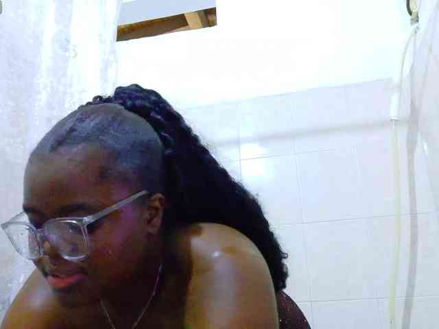 neighbor-ebony webcam