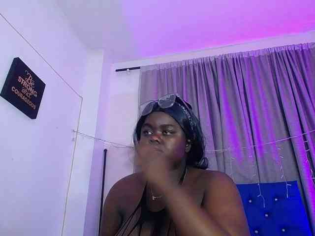 neighbor-ebony webcam
