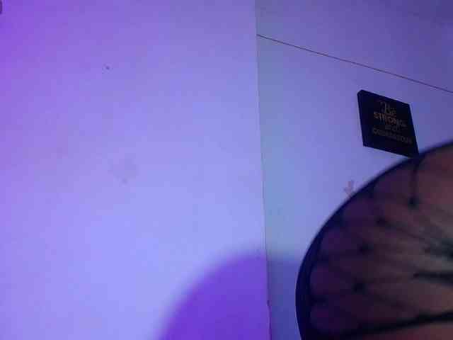 neighbor-ebony webcam