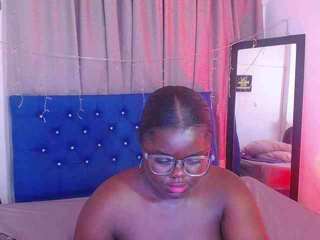 neighbor-ebony webcam