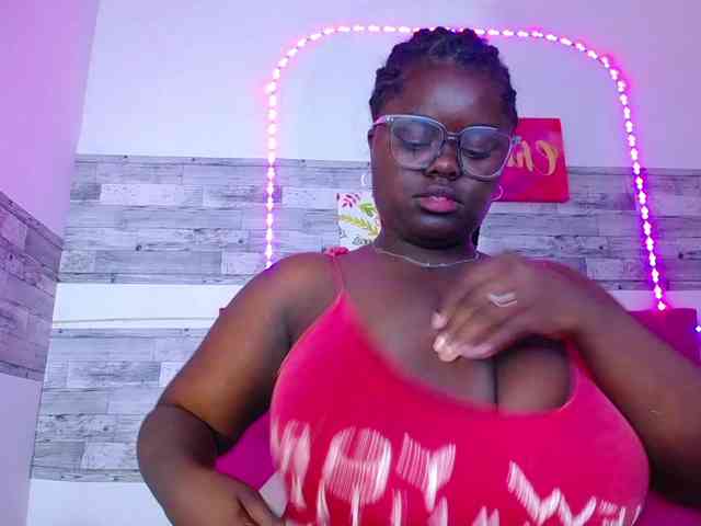 neighbor-ebony webcam