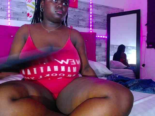 neighbor-ebony webcam
