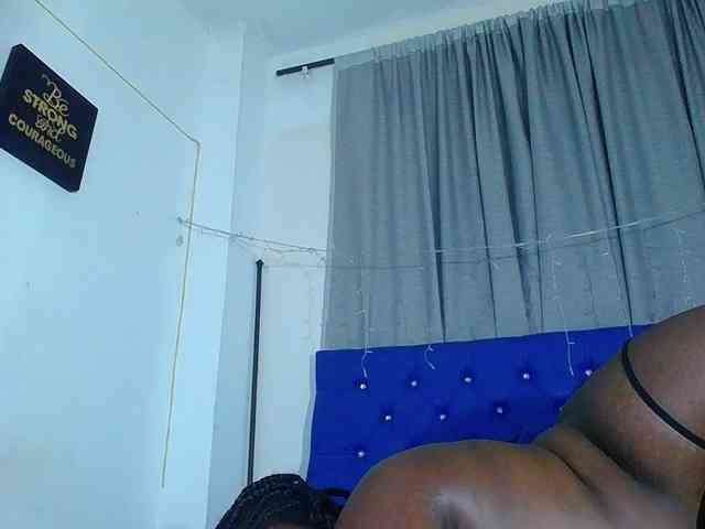 neighbor-ebony webcam
