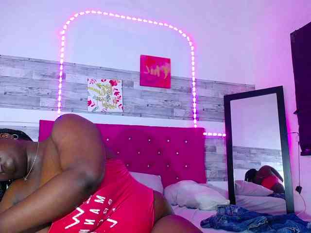 neighbor-ebony webcam