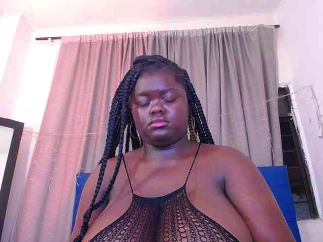 neighbor-ebony webcam