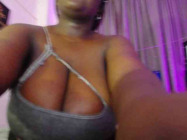 neighbor-ebony webcam