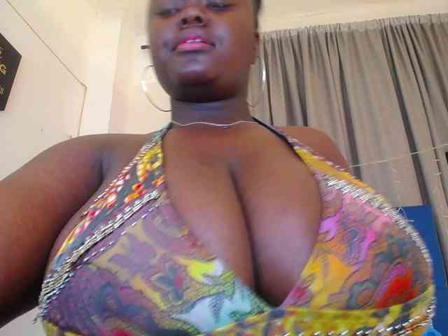 neighbor-ebony webcam