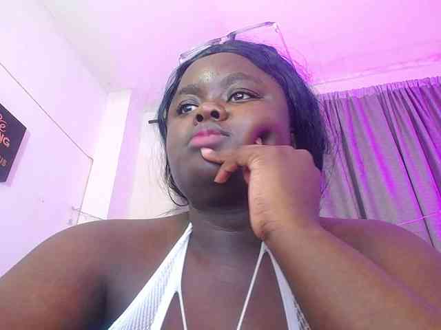 neighbor-ebony webcam